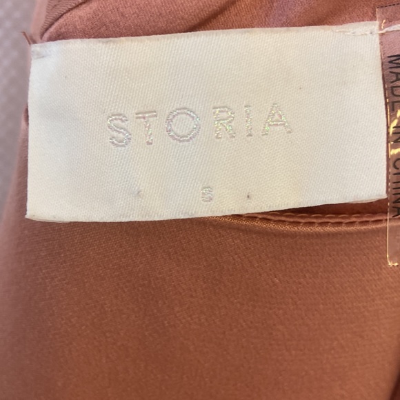 Revolve Backless Cut Out Rose Gold Pink Summer Dress - Picture 8 of 9